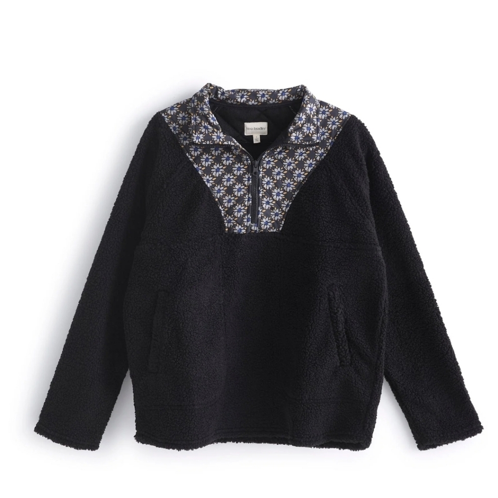 Vera Bradley - NEW Black Sherpa 1/2 Zip-up Pullover Fleece with Floral Details - Picture 3 of 6